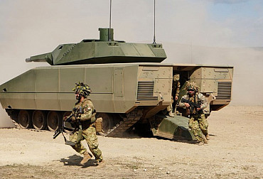 Bojové vozidlo pěchoty Lynx KF41 společnosti Rheinmetall odpovídá na nová ohrožení na bojištích