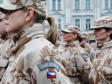 Ženy v Armádě České republiky. Kolik jich je, jaké úkoly plní, jak jsou úspěšné?