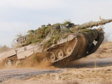 Rheinmetall dodá České republice tanky Leopard 2 a obrněné vozidlo Büffel