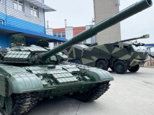 Premiér v Excalibur Army ocenil projekt modernizace T-72 pro Ukrajinu, který koordinuje Ministerstvo obrany