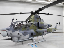 Servisní podporu víceúčelových vrtulníků H-1 zajistí LOM PRAHA s.p.