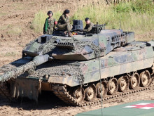 Německé Leopardy pod českým velením v zahraničním nasazení