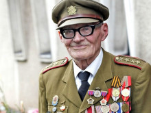 Zemřel válečný veterán plukovník Jan Plovajko