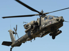 Polsko se stává druhým největším uživatelem bitevních vrtulníků Apache