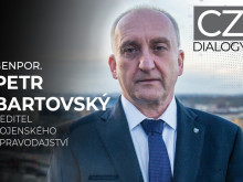 Gen. Petr Bartovský: Čína na pozadí války na Ukrajině získává zkušenosti, technologie a postupně ukrajuje kousek po kousku sféry vlivu