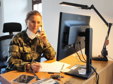 Armádní psychologové pomáhají na nové lince pomoci, telefonovat může i veřejnost