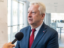 Ministr obrany Jaromír Zůna: Bez úzké spolupráce s průmyslem a změny přístupu k akvizicím nelze držet krok s technologickým vývojem