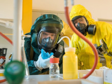 Chemici a pyrotechnici cvičili zásah v nelegální laboratoři
