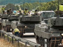 Leopardy na dálnici poprvé: české tankové vojsko si sáhlo na schopnost, bez které moderní těžká brigáda nefunguje