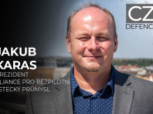 Jakub Karas: Drony se mění v řádu týdnů. Armáda a průmysl musí spolupracovat prakticky nepřetržitě