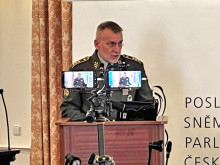 Obrana se musí připravovat už v míru. Armáda potřebuje průmysl, zásoby i nové legislativní nástroje