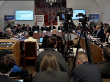 Bezpečnost České republiky čelí novým výzvám. Zpravodajci, policie i experti upozorňují na proměnu hrozeb