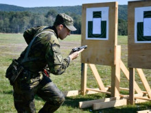 Naši vojáci soutěžili v přesnosti střelby pod časovým tlakem