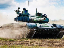 Armáda poptává náhradní díly pro tanky T-72M4 CZ. Na nové tanky si ještě počká