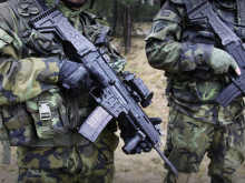 Armáda přejde na jednotné vybavení puškami CZ BREN 2 do roku 2025