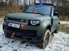 Policie získá nové vozy LR Defender 110, Dajbych je chce nabídnout i AČR