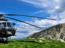 Naši vrtulníkáři se vrátili ze cvičení Mountain Flight ve Francii