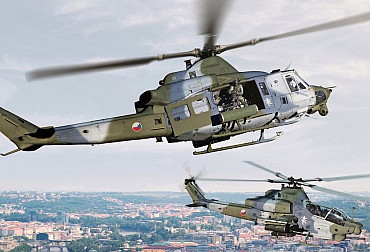 UH-1Y Venom a AH-1Z Viper v Ostravě na Dnech NATO