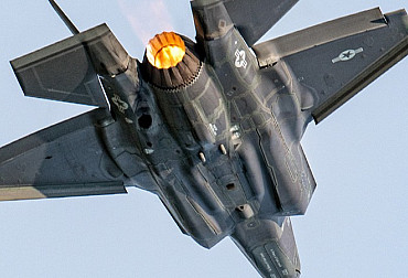 Výhody a nevýhody případné akvizice letounů F-35 pro AČR