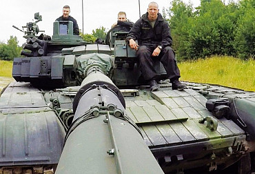 Armádní profese: Osádka tanku T-72M4 CZ