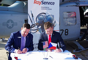 Ray Service podepsal na Dnech NATO memorandum s americkou firmou Bell