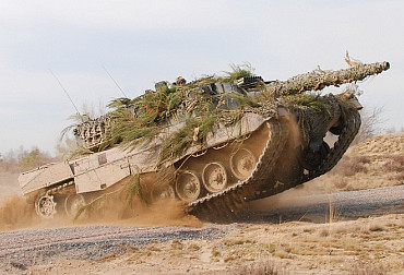 Tanky Leopard 2 míří do české armády