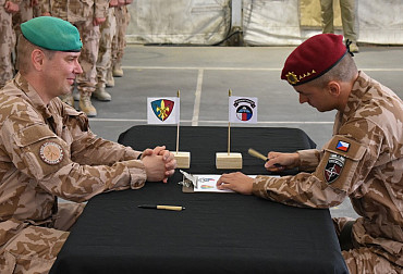 Základnu Bagram opouští 12. strážní rota a přenechává své místo a operační úkol vojákům z Chrudimi