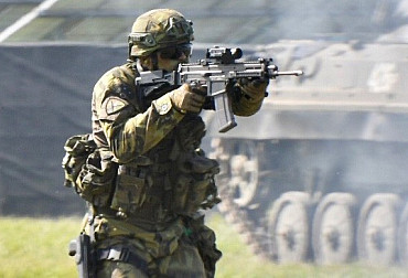 Česká zbrojovka představí na Dnech NATO 2022 produkty CZ a Colt pro ozbrojené složky