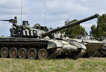 Armáda objednává náhradní díly pro tanky T-72 a BVP-2