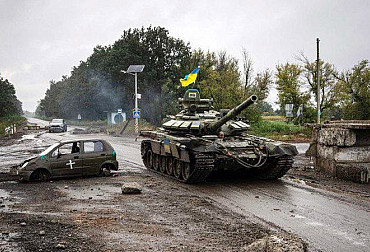 Rusko anektovalo okupovaná území, ukrajinská armáda obklíčila Lyman