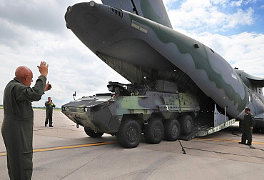 Armáda poptává střední transportní letouny. Velkou šanci má Embraer KC-390 Millennium