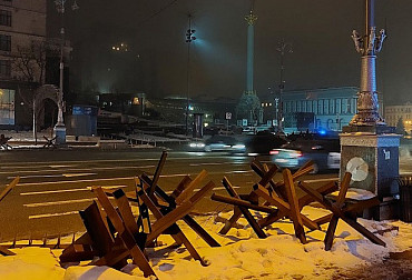 Cesta válčící Ukrajinou: Na západě bdělý klid