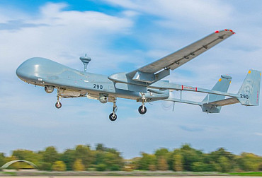 Bezpilotní letouny Heron izraelského letectva se přestěhovaly na novou základnu a rozšiřují náplň svého operačního nasazení