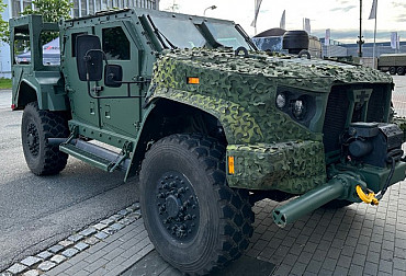 Slovenská armáda může nakoupit víceúčelová taktická vozidla JLTV z USA