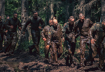 Czech Mudness aneb netradiční rozloučení českých chemiků z 1. úkolového uskupení AČR