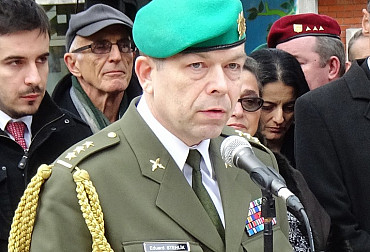 Ministr obrany změnil původní návrh: Stehlík by mohl i nadále pokračovat ve své funkci