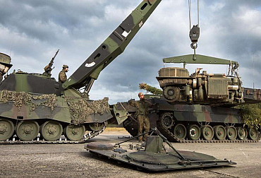 Leopard 2 a jeho speciální podpůrné verze – budoucnost pozemních sil AČR