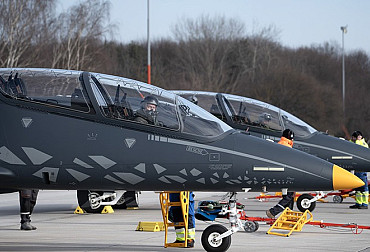 Reportáž: CLV zařadilo do služby první dva letouny L-39 Skyfox