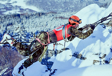 Winter Survival: Lyže, skály, hledání v lavinách, transport raněných