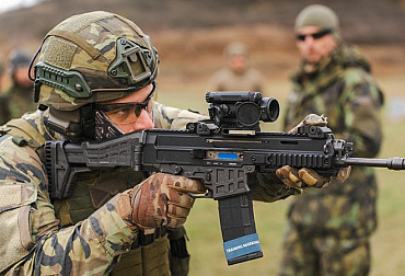 Střelecký standard Pozemních Sil Armády ČR: Nová cesta ke stejnému cíli