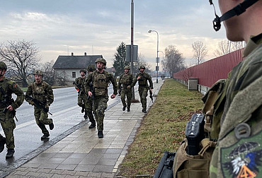 První dny v realitě aneb začátek u 4. komanda 43. výsadkového pluku v Chrudimi