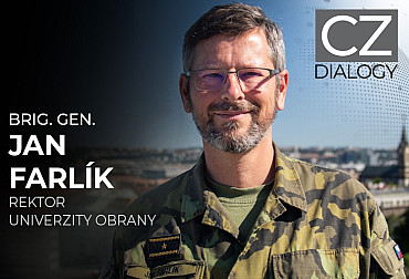 Gen. Jan Farlík: Nebudeme studentům zakazovat, aby využívali AI při psaní seminárních či závěrečných prací