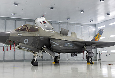 F-35 ve&nbsp;Velké Británii: Od&nbsp;ambiciózního plánu 138 kusů k&nbsp;75&nbsp;kusům do&nbsp;roku 2033