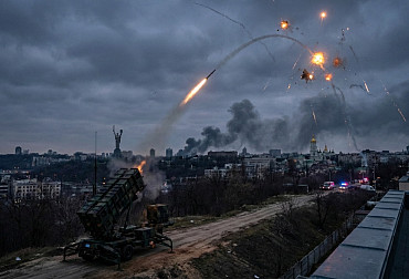 Záznam z&nbsp;oblohy: Patriot v&nbsp;nejtvrdší zkoušce během útoku na&nbsp;Kyjev