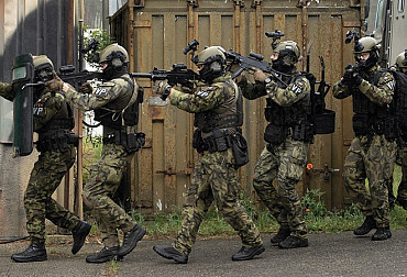 Vojenská policie: 35 let „na straně práva“ – od kořenů v legiích k úkolům v kyberprostoru