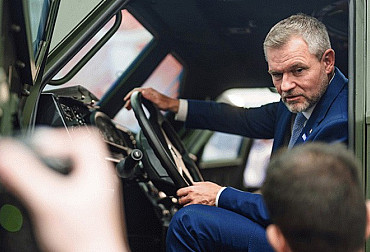Prezident Slovenské republiky v Rumunsku vyzdvihl význam a sílu slovenského obranného průmyslu