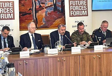 V PSP se řešily bezpečnostní hrozby: Koudelka varoval před Ruskem, Řehka před ztrátou času