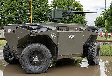 UGV a UAV v moderních armádách a projekt PYRO