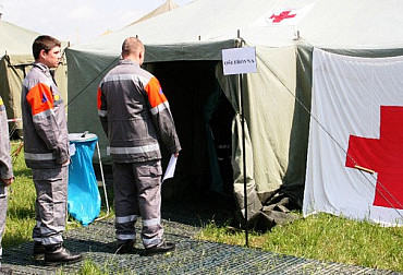 Armáda neponechává nic náhodě, poptává 31 zdravotnických stanů