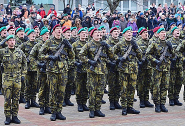 Náboru se daří. Armáda hlásí rekordní čísla